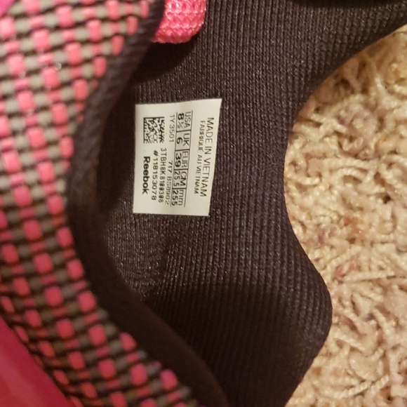 Reebok Barbells for Boobs Shoes - Picture 3 of 4